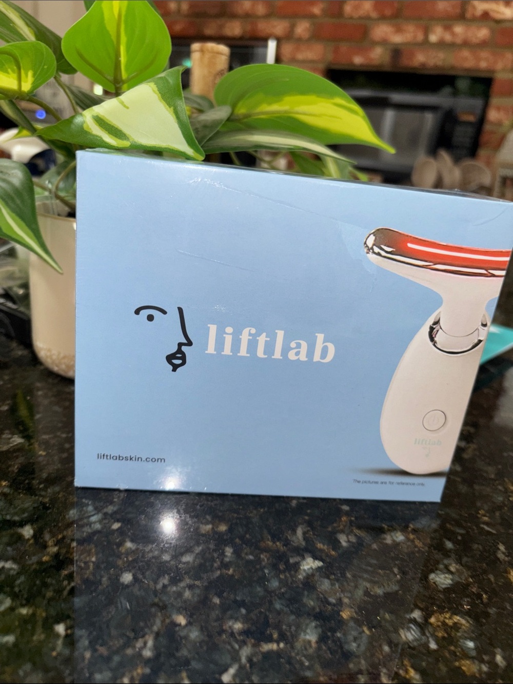 LiftLab White Facial Sculpting Device‎ - White